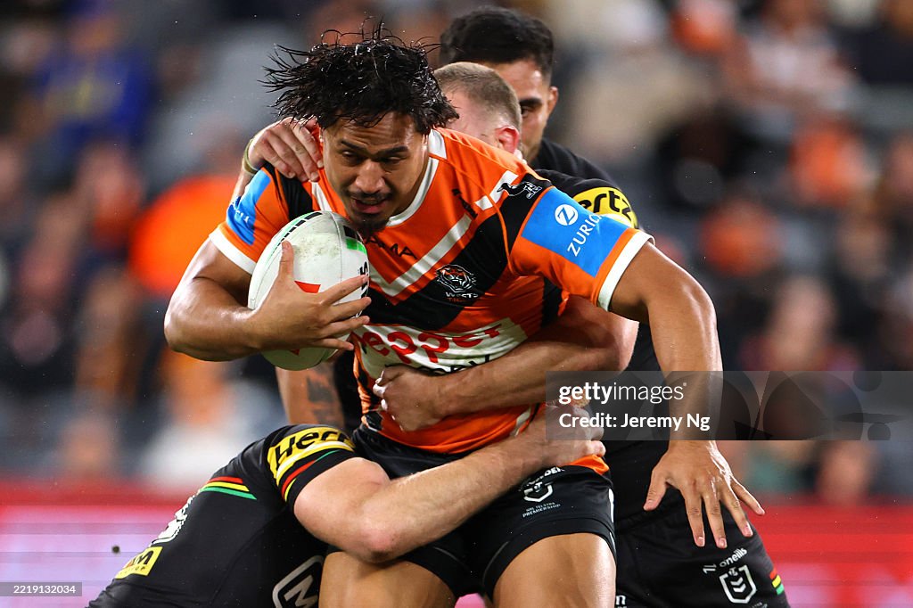 NRL Rd 14 - Wests Tigers v Panthers