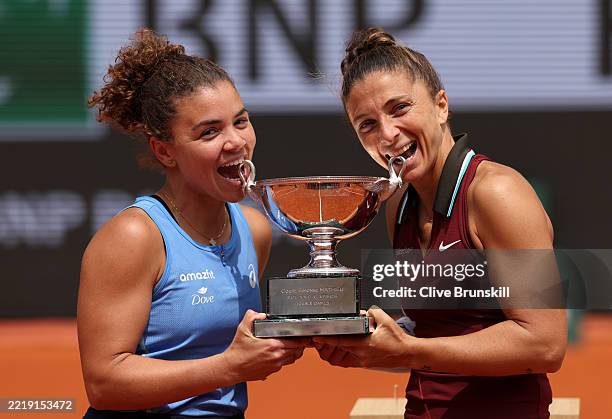 Sara Errani and Jasmine Paolini of Italy hold the Women’s Doubles trophy following their victory over Anna Danilina of Kazakhstan and Aleksandra...