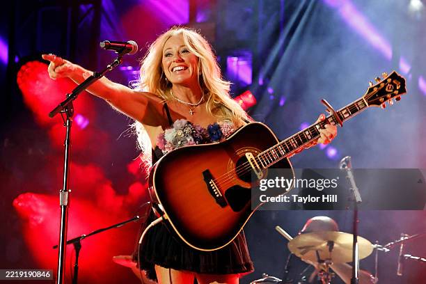 Deana Carter performs during CMA Fest 2025 at the main stage at Nissan Stadium on June 07, 2025 in Nashville, Tennessee.