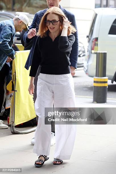 LONDON, ENGLAND Julianne Moore arriving at BBC Radio 6 promoting new drama series 'Echo Valley' on June 09, 2025 in London, England.