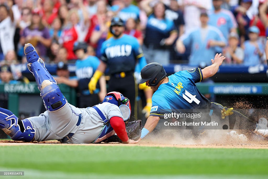 Toronto Blue Jays v Philadelphia Phillies