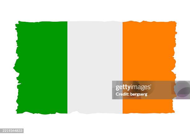 grunge style flag of ireland. flat icon. vector illustration - dublin stock illustrations