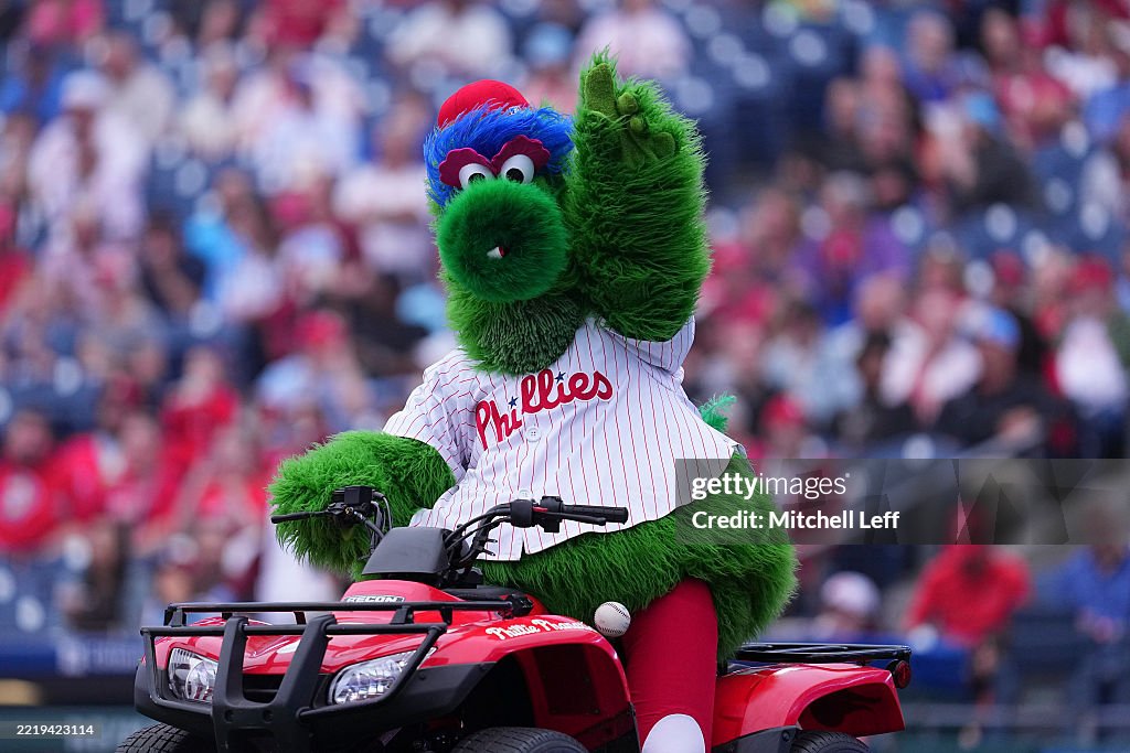 Chicago Cubs v Philadelphia Phillies
