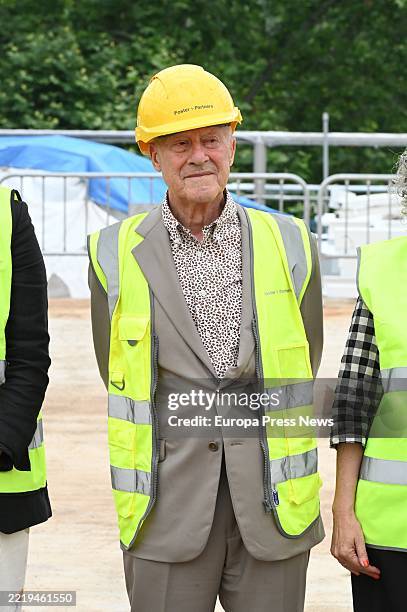 British architect Norman Foster and the Executive Committee of the Bilbao Fine Arts Museum Foundation visit Agravitas, on 10 June, 2025 in Bilbao,...