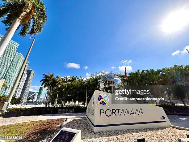 Portmiami Sign 5,477 Landscaping Signs Stock Photos, High-Res Pictures, and Images ...