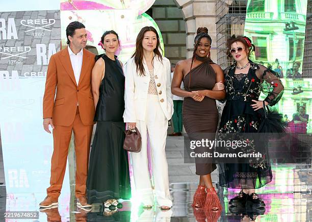 Helena Ramsay 3,625 Helena 5 Stock Photos, High-Res Pictures, and Images - Getty Images