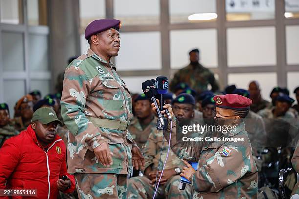 Sadf General 130 Rudzani Maphwanya Stock Photos, High-Res Pictures, and Images ...