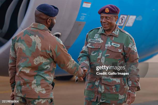 Sadf General 130 Rudzani Maphwanya Stock Photos, High-Res Pictures, and Images ...