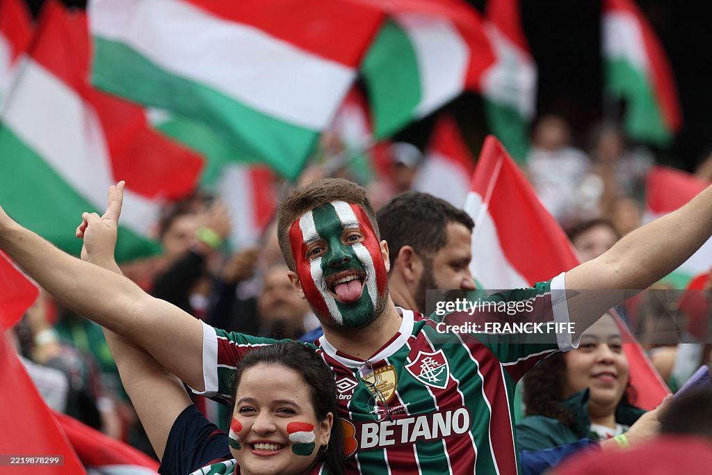 FBL-WC-CLUB-2025-MATCH09-FLUMINENSE-DORTMUND-FANS