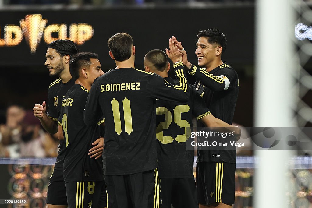 Mexico v Dominican Republic - Gold Cup 2025