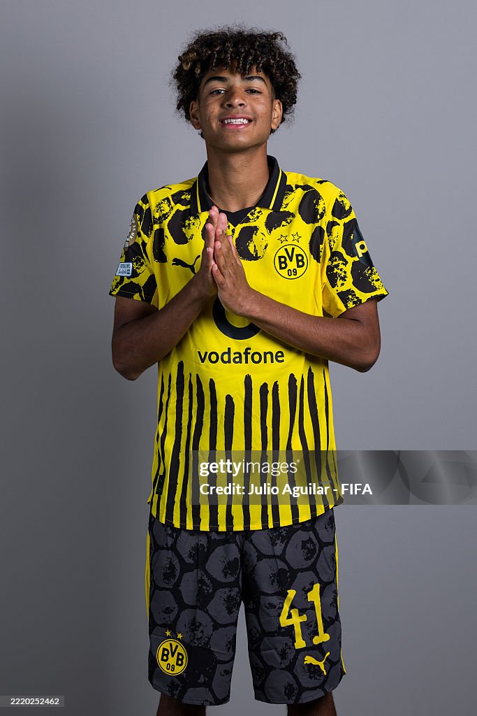 Bo Mathis Mathis Albert of Borussia Dortmund poses for a portrait during the ...