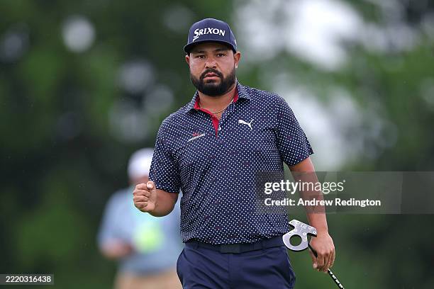 Spaun of the United States reacts to his putt on the 14th green during the final round of the 125th U.S. OPEN at Oakmont Country Club on June 15,...