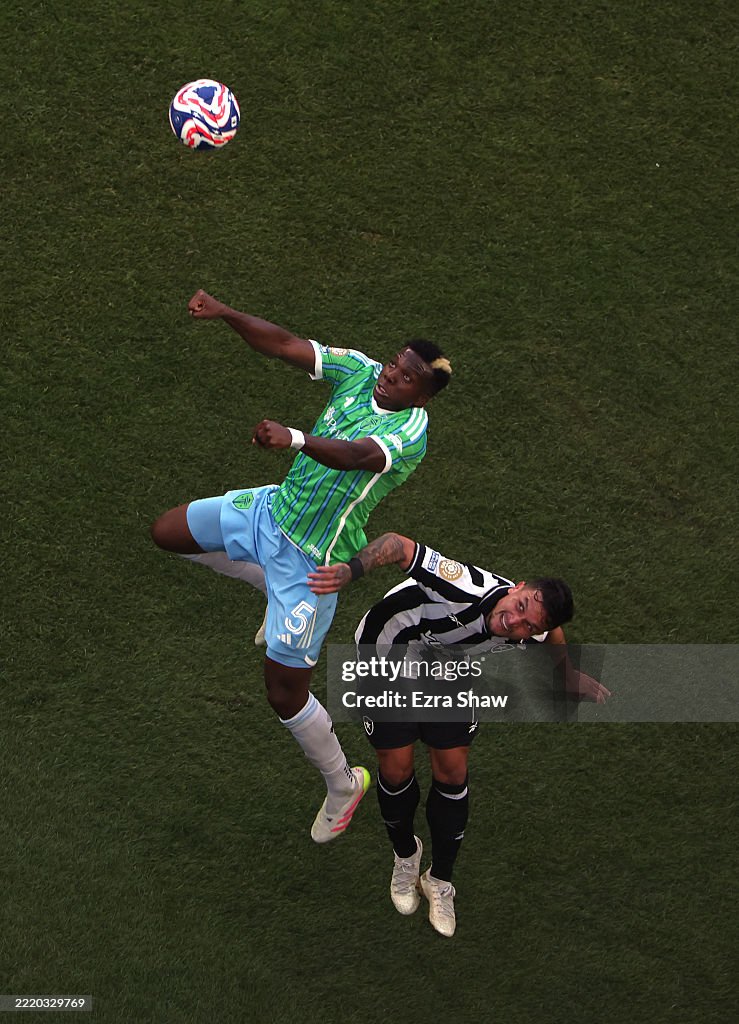 Botafogo FR v Seattle Sounders FC: Group B - FIFA Club World Cup 2025