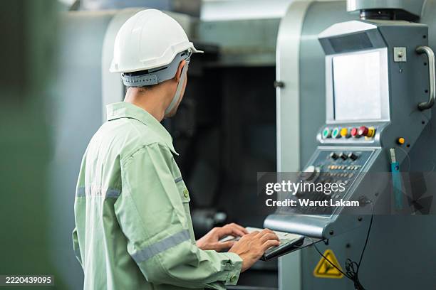 3,202 Screen Design Back People Stock Photos, High-Res Pictures, and ...
