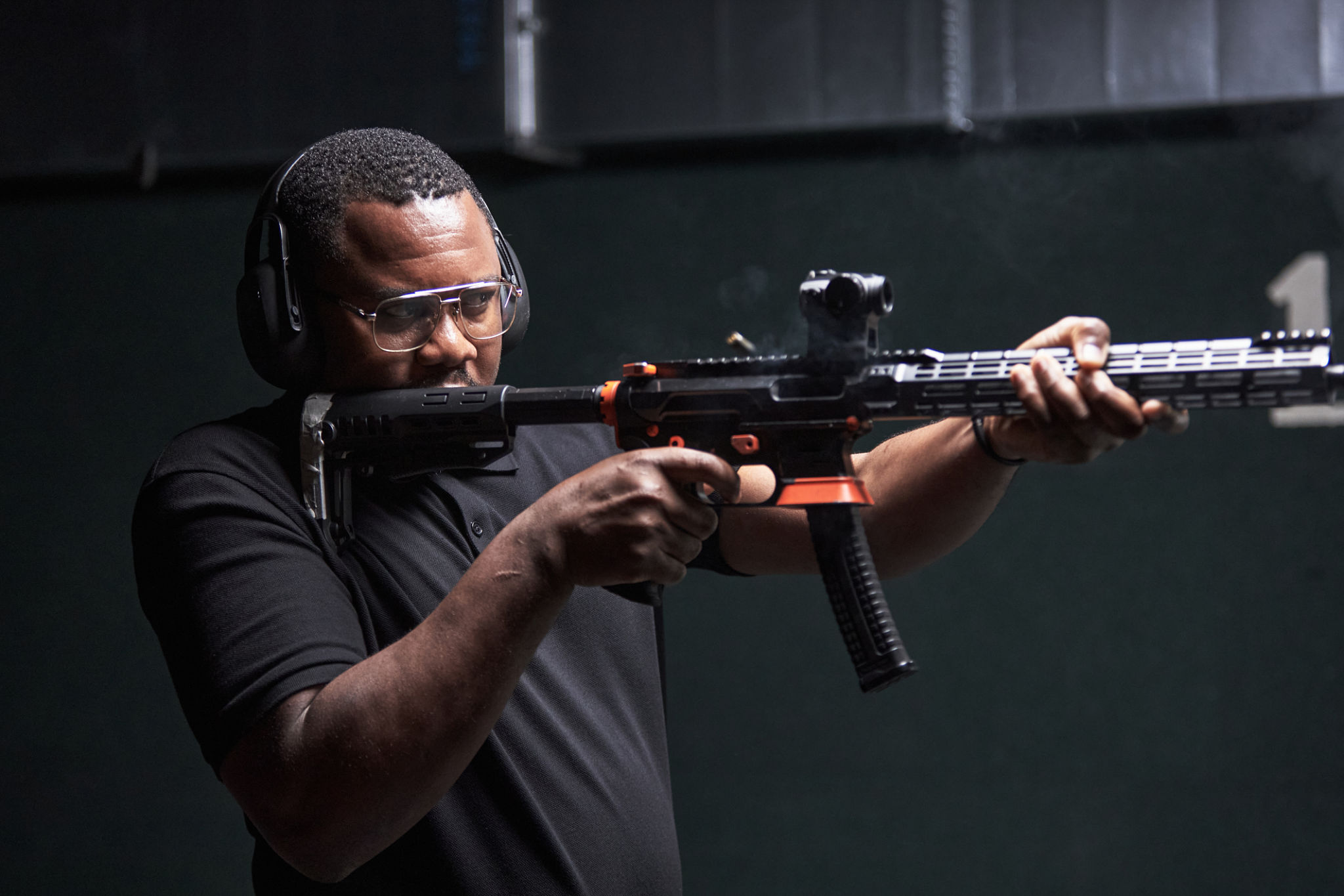 semi-automatic rifle