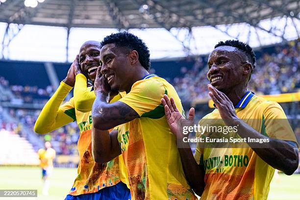 Lucas Ribeiro of Mamelodi celebrates his goal with his teammate Khuliso Mudau and Themba Zwane of Mamelodi during the FIFA Club World Cup 2025 group...