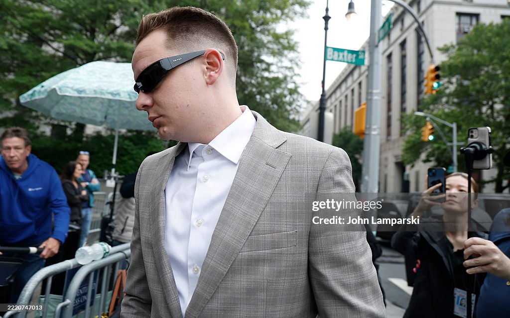 Paul Combs Ric Brendan Paul , witness, arrives at the federal courthouse in Lower ...