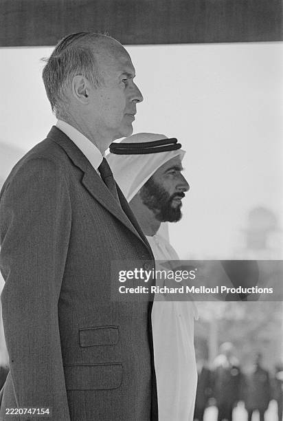 Sheikh Zayed bin Sultan Al Nahyan receiving Valery Giscard d'Estaing in Abu Dhabi, 6th march 1980