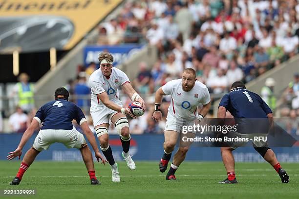 Hugo Shields England Rugby 614 Hugo Auradou Photos & High Res Pictures - Getty Images