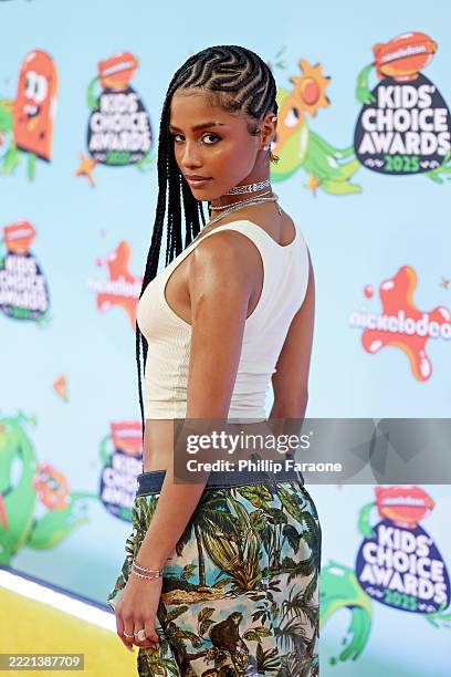 Tyla attends the Nickelodeon Kids' Choice Awards 2025 at Barker Hangar on June 21, 2025 in Santa Monica, California.