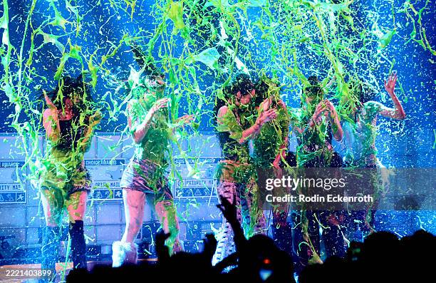 Stable Slimed 429 Katseye Photos & High Res Pictures - Getty Images