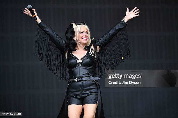 Terry Rae Nunn 1,073 Terri Nunn Photos & High Res Pictures - Getty Images