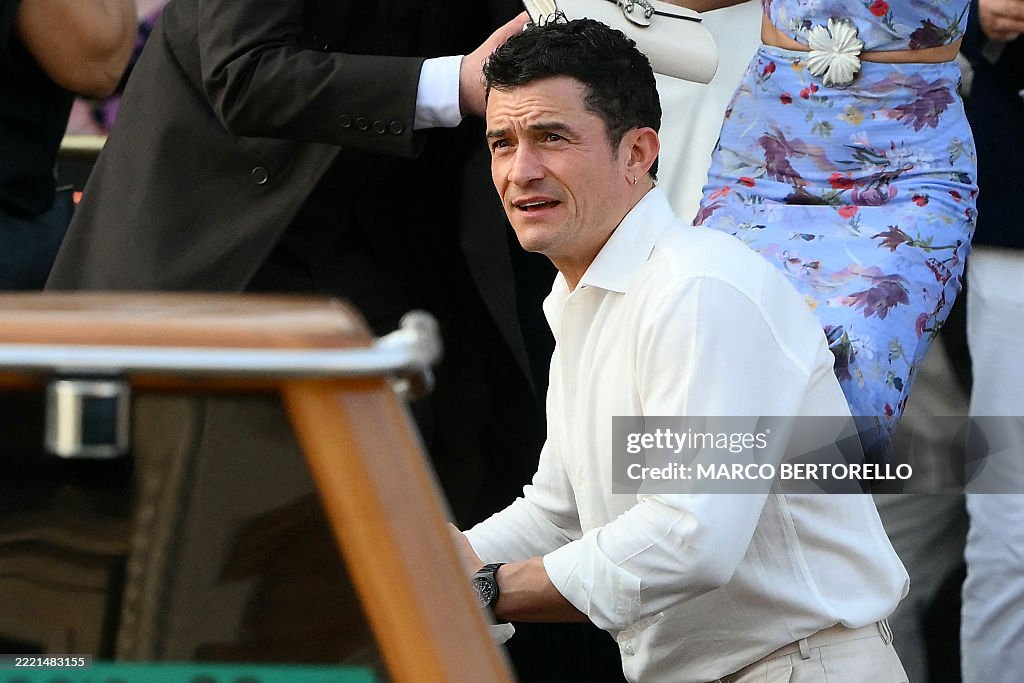 ITALY-VENICE-WEDDING-BEZOS-ARRIVALS