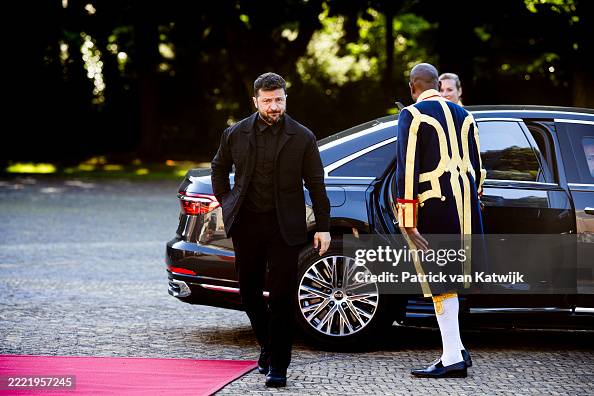 King Willem-Alexander Of The Netherlands And Queen Maxima Invite Heads Of State And Government To A Dinner During The NATO Summit King Willem-Alexander Of The Netherlands And Queen Maxima Invite Heads Of State And Government To A Dinner During The NATO Summit