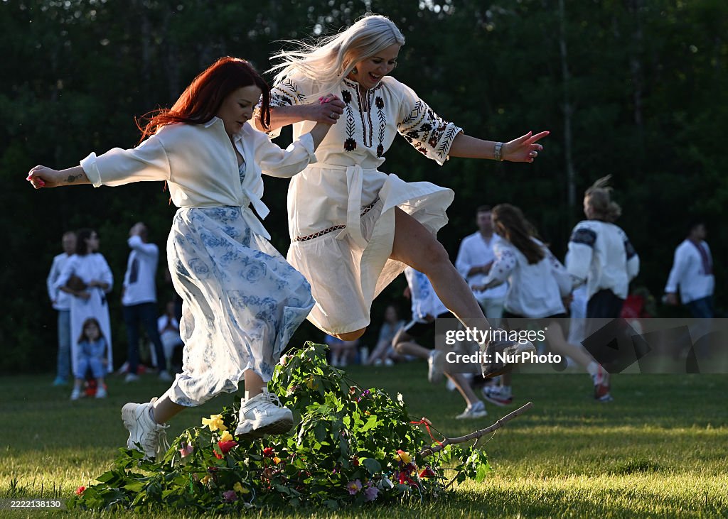 Edmonton's Ukrainian Diaspora Honors Kupala Night With Traditional Festivities