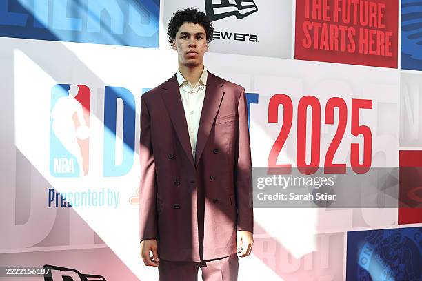 Will Riley Nbs 2,587 Will Riley Photos & High Res Pictures - Getty Images