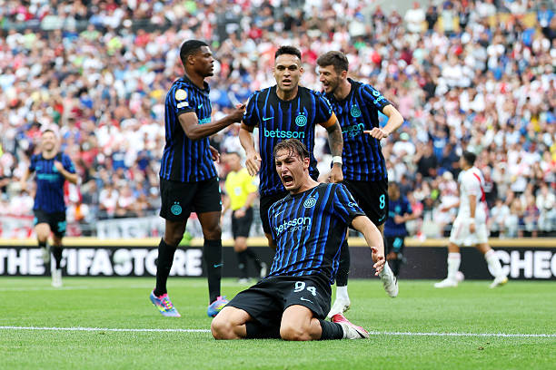 Francesco Esposito of FC Internazionale Milano celebrates scoring his team's first goal during the FIFA Club World Cup 2025 group E match between FC...