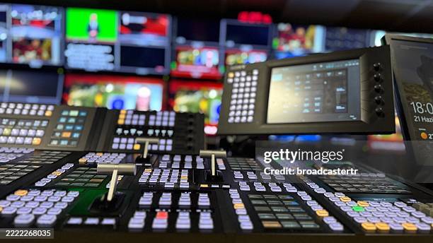 video mixer switcher - television studio stock pictures, royalty-free photos & images