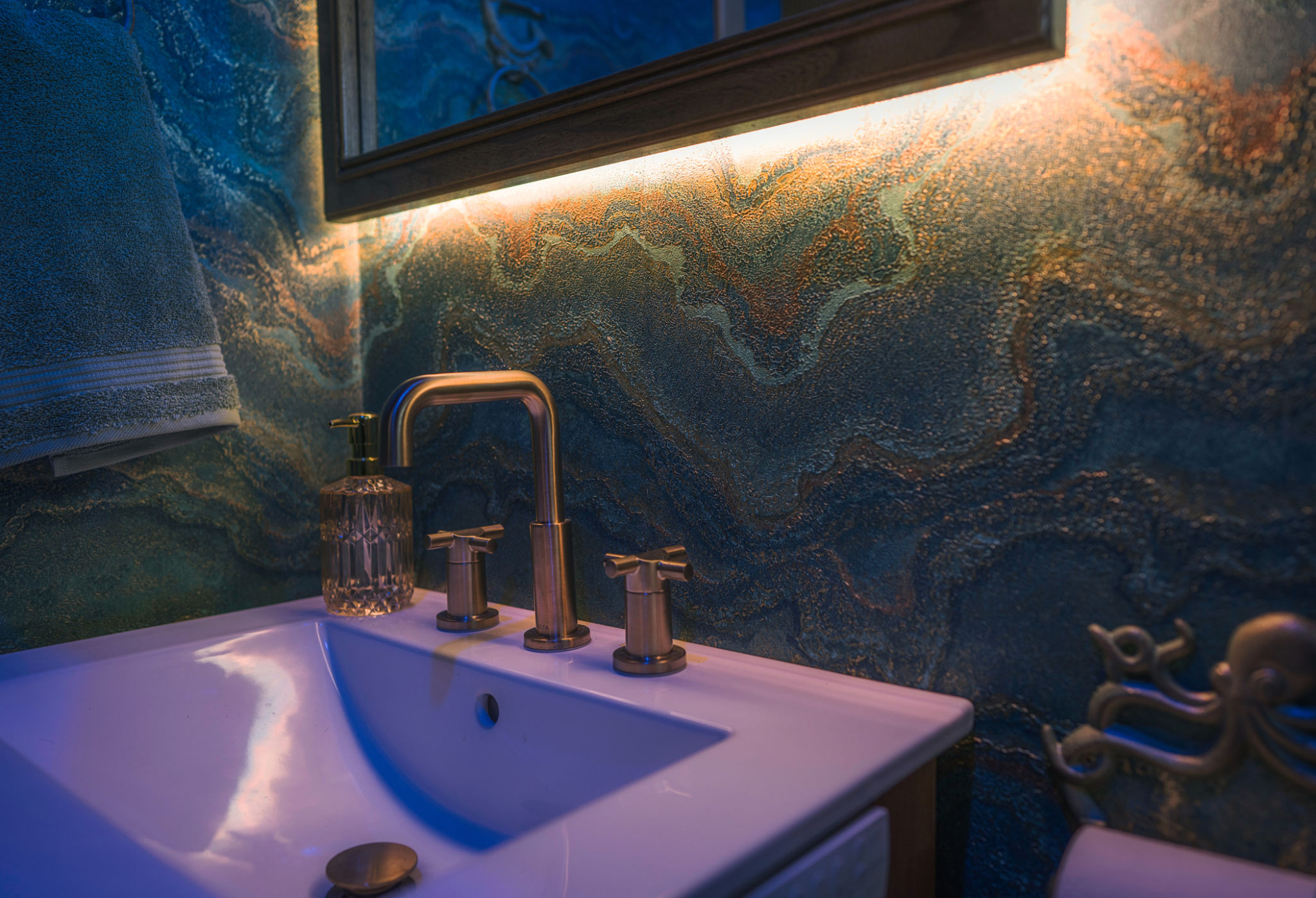 bathroom lighting