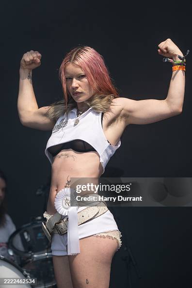 Rhian Teasdale From Wet Leg Performs On The Other Stage During Day rhian-teasdale-from-wet-leg-performs-on-the-other-stage-during-day