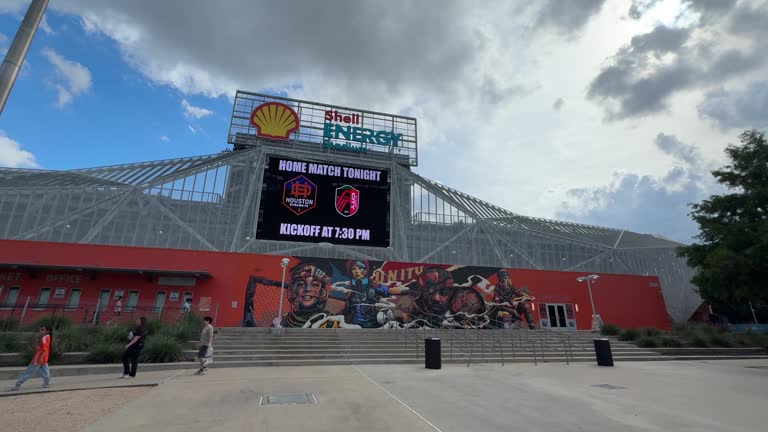 Shell Entrance 91 Shell Stadium Stock Videos, Footage, & 4K Video Clips - Getty Images