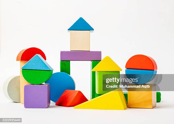 All Basic Blocks 1,152 Basic Building Blocks Of Matter Stock Photos, High-Res Pictures ...