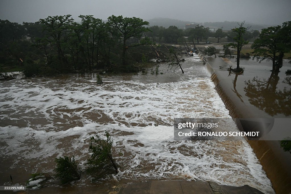 US-WEATHER-FLOOD