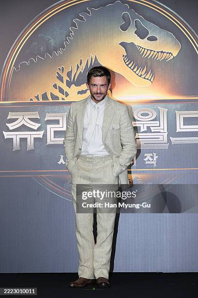 Actor Jonathan Bailey attends the "Jurassic World Rebirth" - Seoul press conference on July 01, 2025 in Seoul, South Korea.
