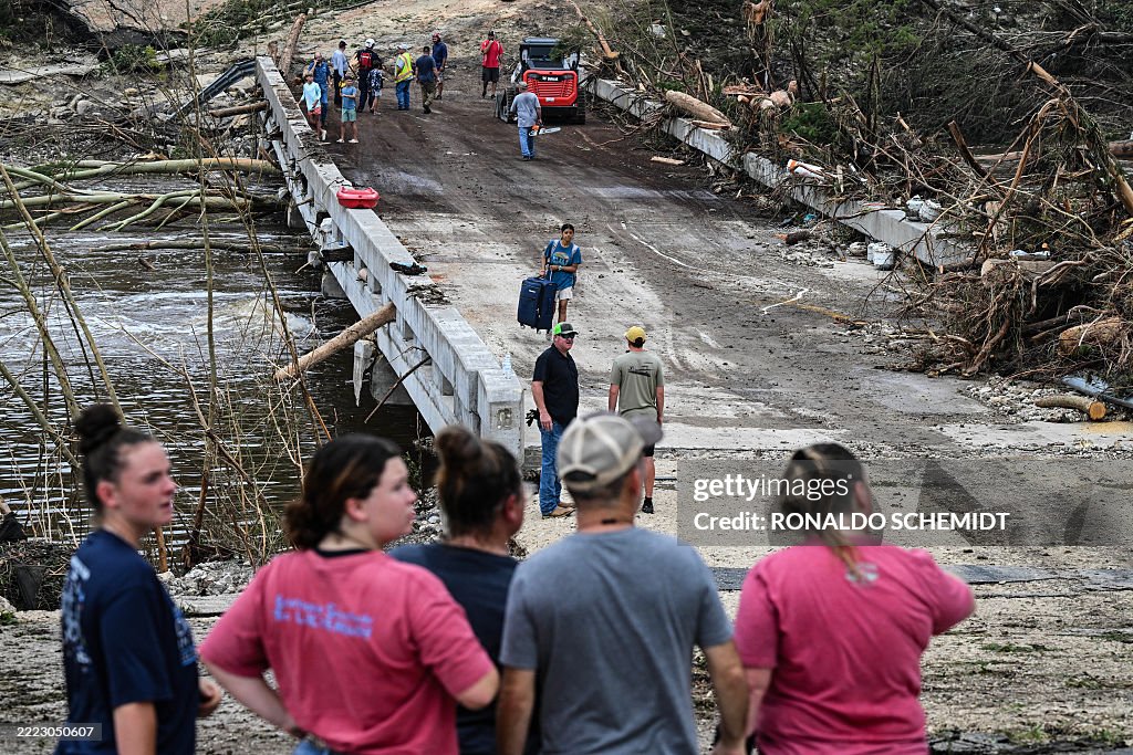 TOPSHOT-US-FLOOD-WEATHER