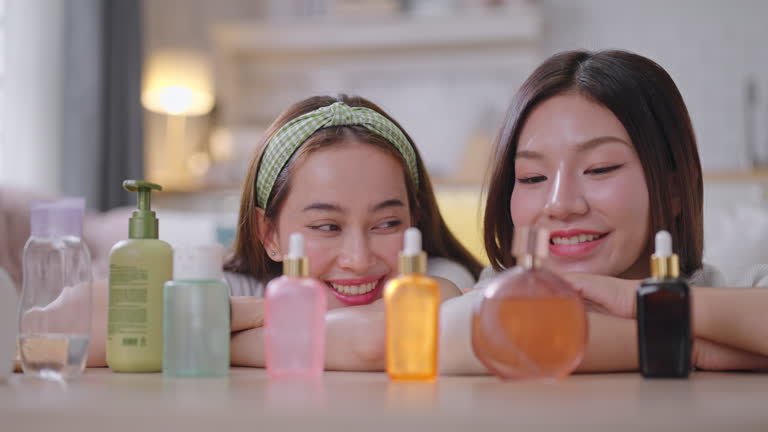 https://media.gettyimages.com/id/2223109736/video/two-young-asian-girls-enjoying-skincare-and-makeup-routine-with-beauty-products-in-the-living.jpg?b=1&s=640x640&k=20&c=8WxxKcXTgOmRWZXJbvcwfI4YhNAYRf1RfHTyB3vxys8=