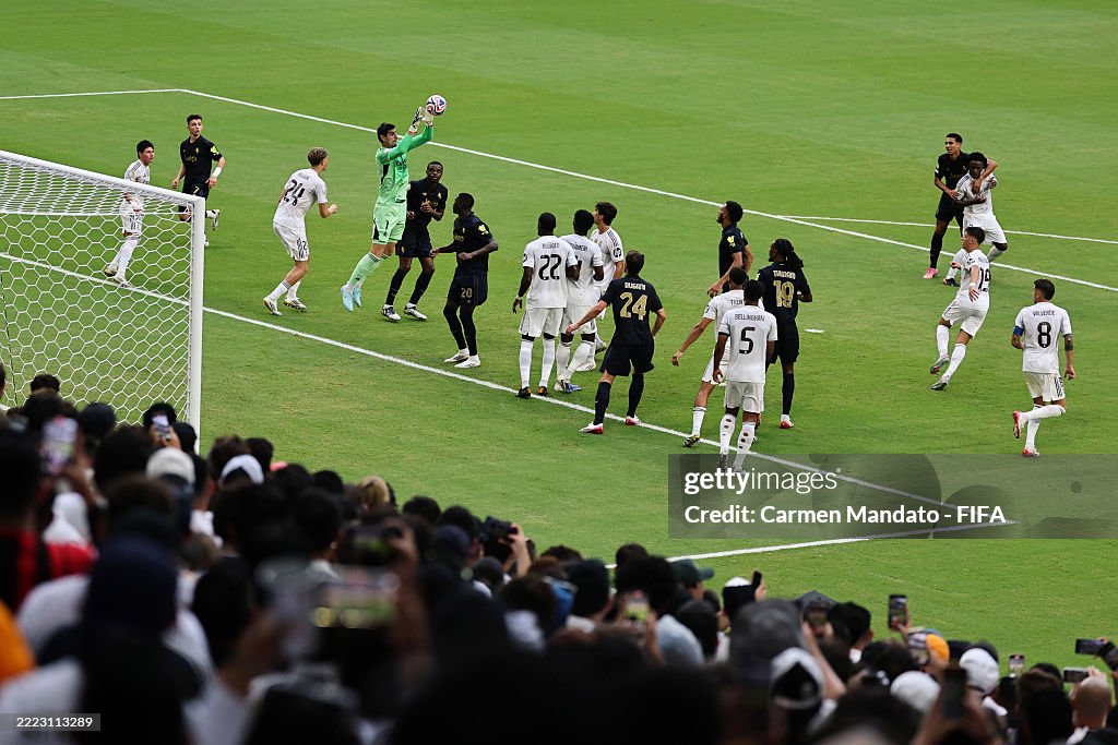 Real Madrid CF v Juventus FC: Round Of 16 - FIFA Club World Cup 2025