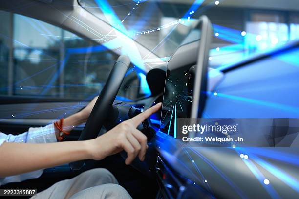 car driving, artificial intelligence - véhicule motorisé photos et images de collection