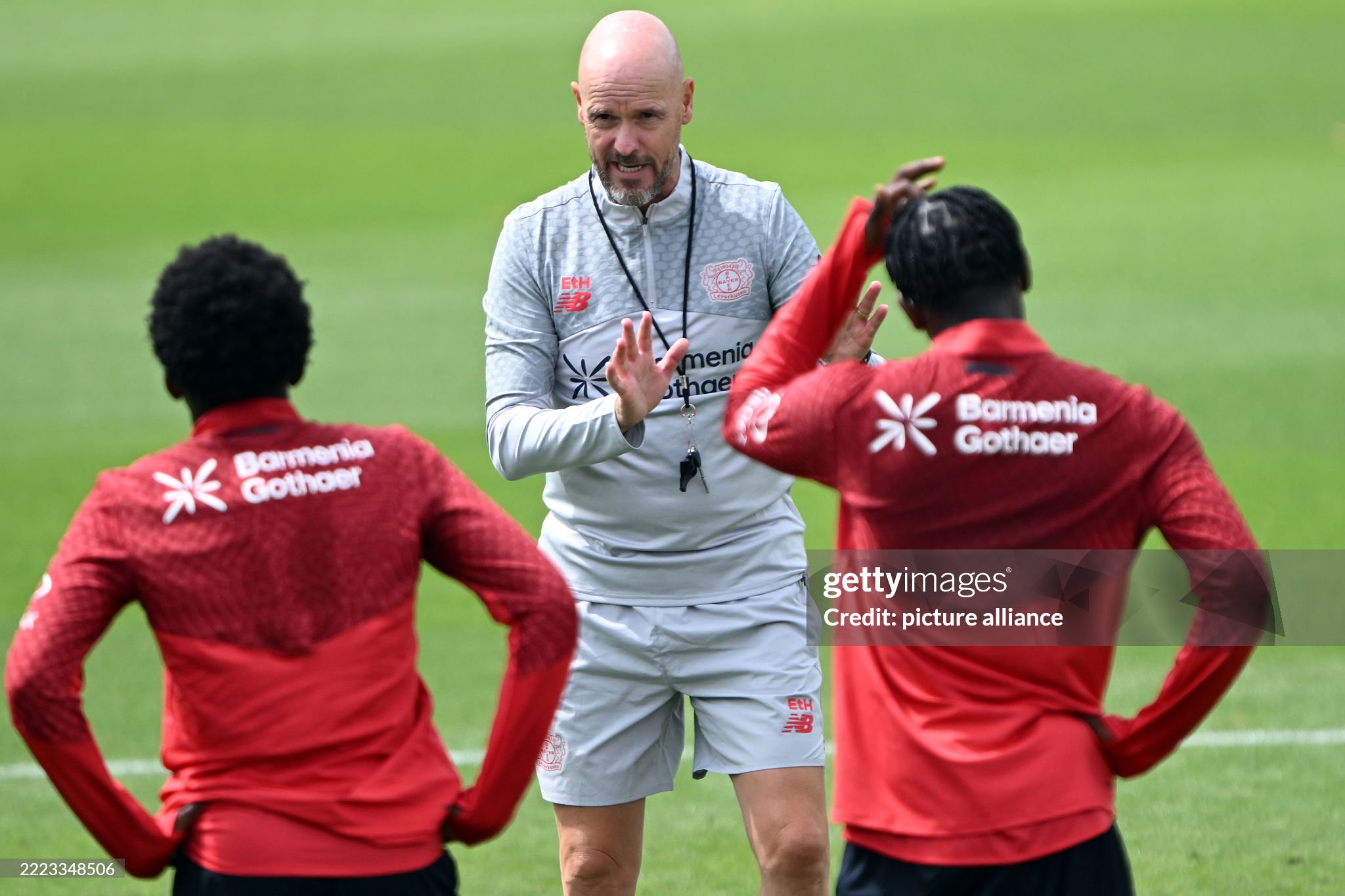 Cameroonian revelation set to become Ten Hag’s next signing at Leverkusen