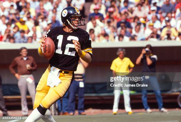 Quarterback Terry Bradshaw of the Pittsburgh Steelers looks to pass during a game against the Houston Oilers on September 9, 1979 at Three Rivers...