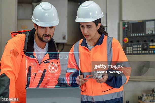 Manufacturing Computer Control 760 Computer Controlled Milling Machine Stock Photos, High-Res Pictures ...