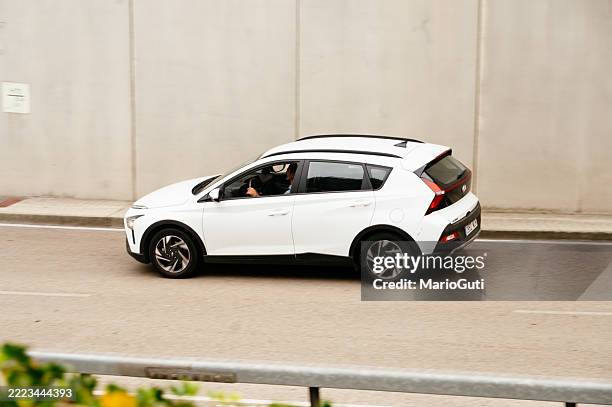 hyundai bayon - carro compacto imagens e fotografias de stock