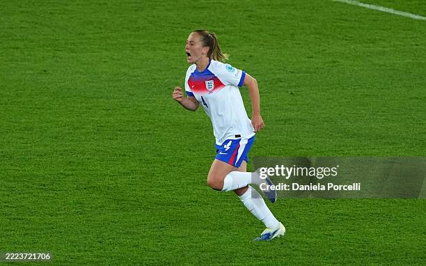 Keira Walsh of England celebrates scoring her team's first goal during the UEFA Women's EURO 2025 Group D match between France and England at Stadion...