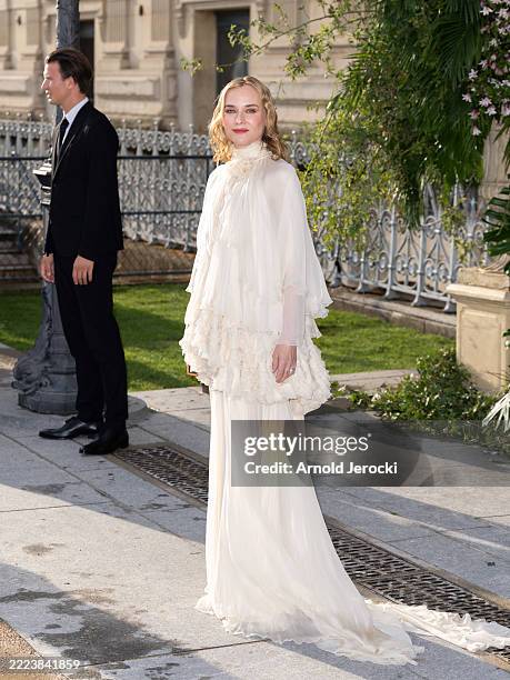 Diane Kruger arrives at the Bal D'Ete At The Musée Des Arts Décoratifs on July 06, 2025 in Paris, France.