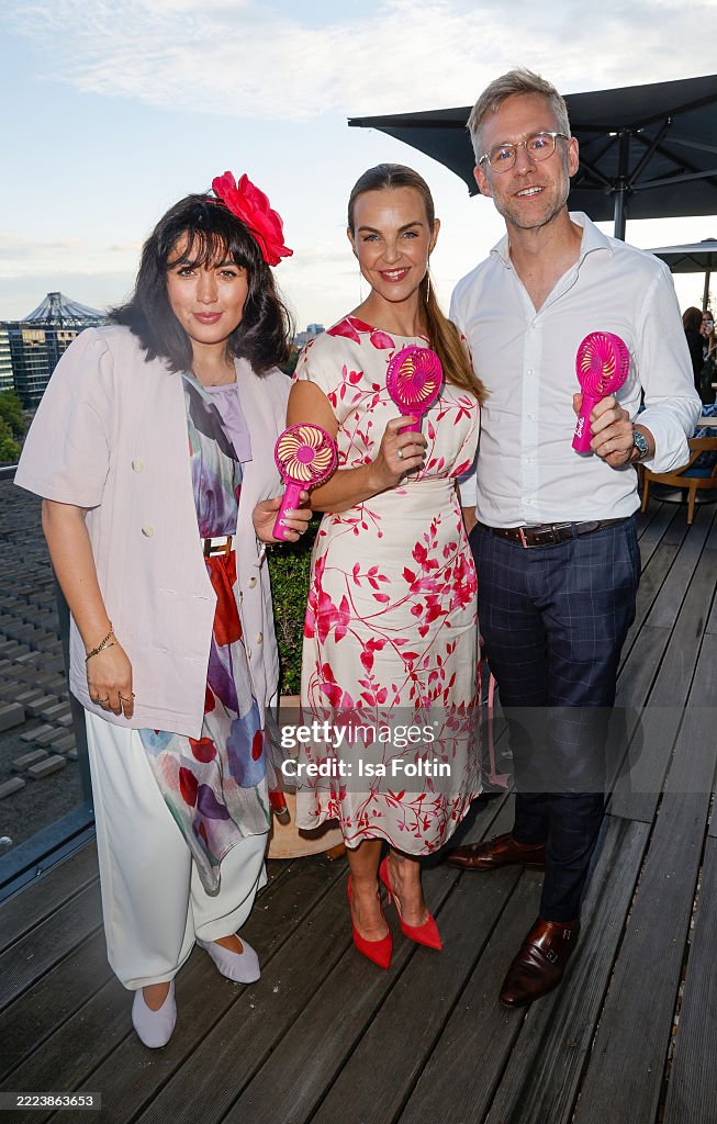 Frauen100 Summer Night In Berlin