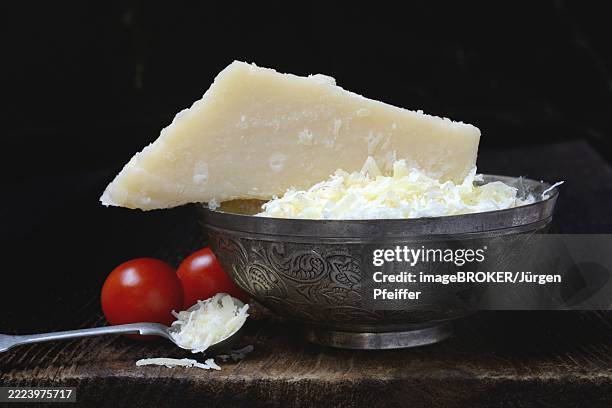 1 Parmesan Rind 128 Parmesan Rind Stock Photos, High-Res Pictures, and Images - Getty ...